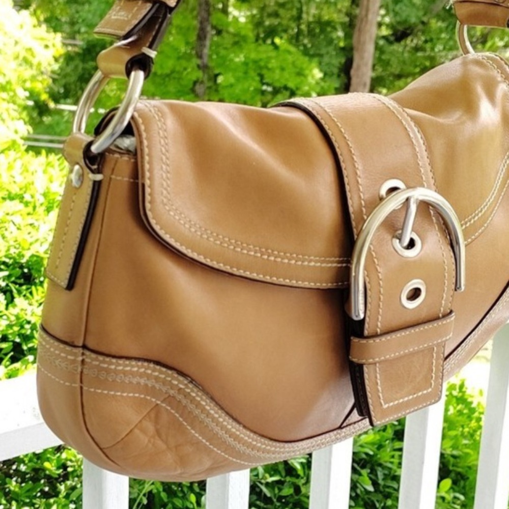 Coach 10578 Vintage British Tan Soho Leather w/Buckle Shoulder Bag - Picture 5 of 13